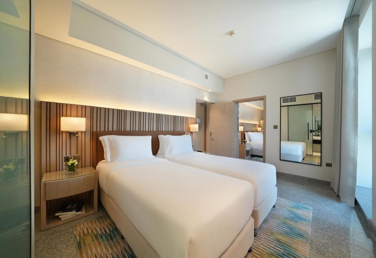 Arabian Park Dubai Al Jaddaf, an Edge by Rotana Hotel - image 3