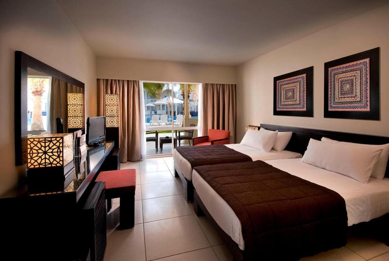 Reef Oasis Beach Aqua Park Resort - image 2