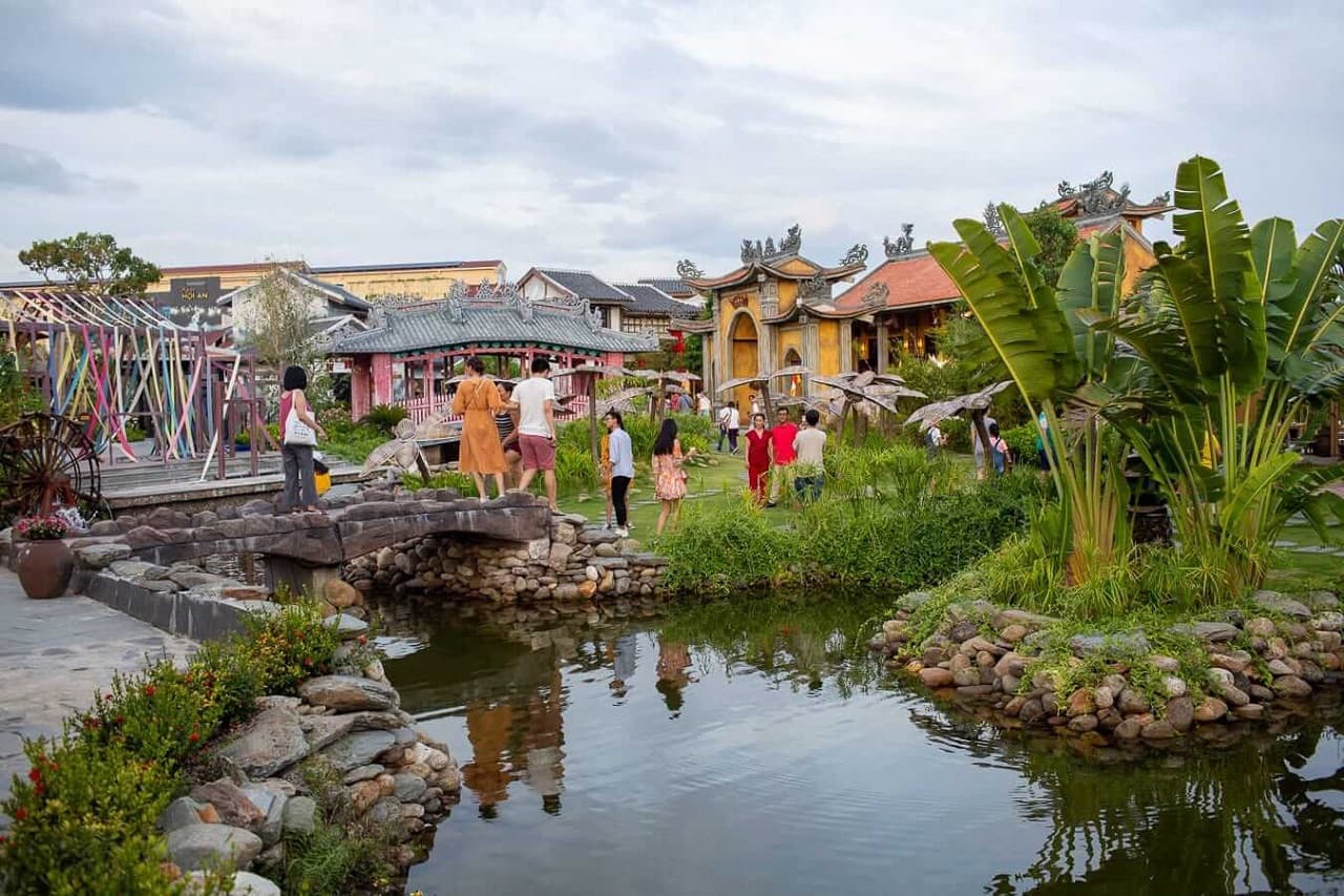 Hoi An Impression Theme Park and Hoi An Memories Show - image 6