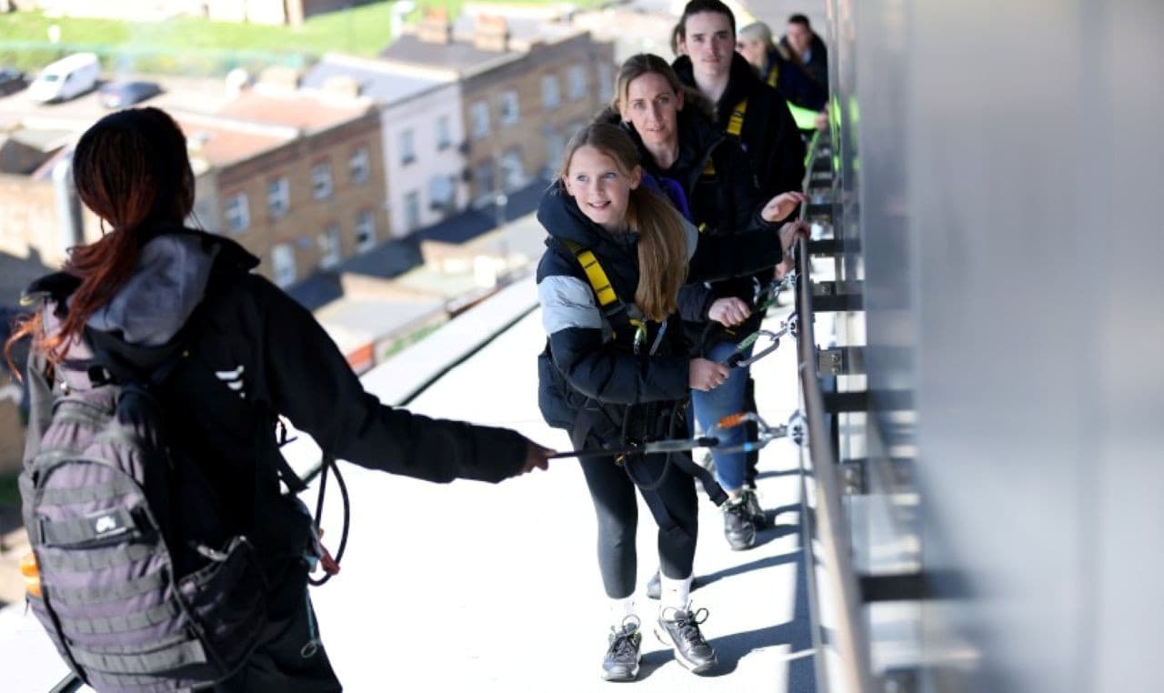 The Dare Skywalk at Tottenham Hotspur Stadium Ticket - image 4