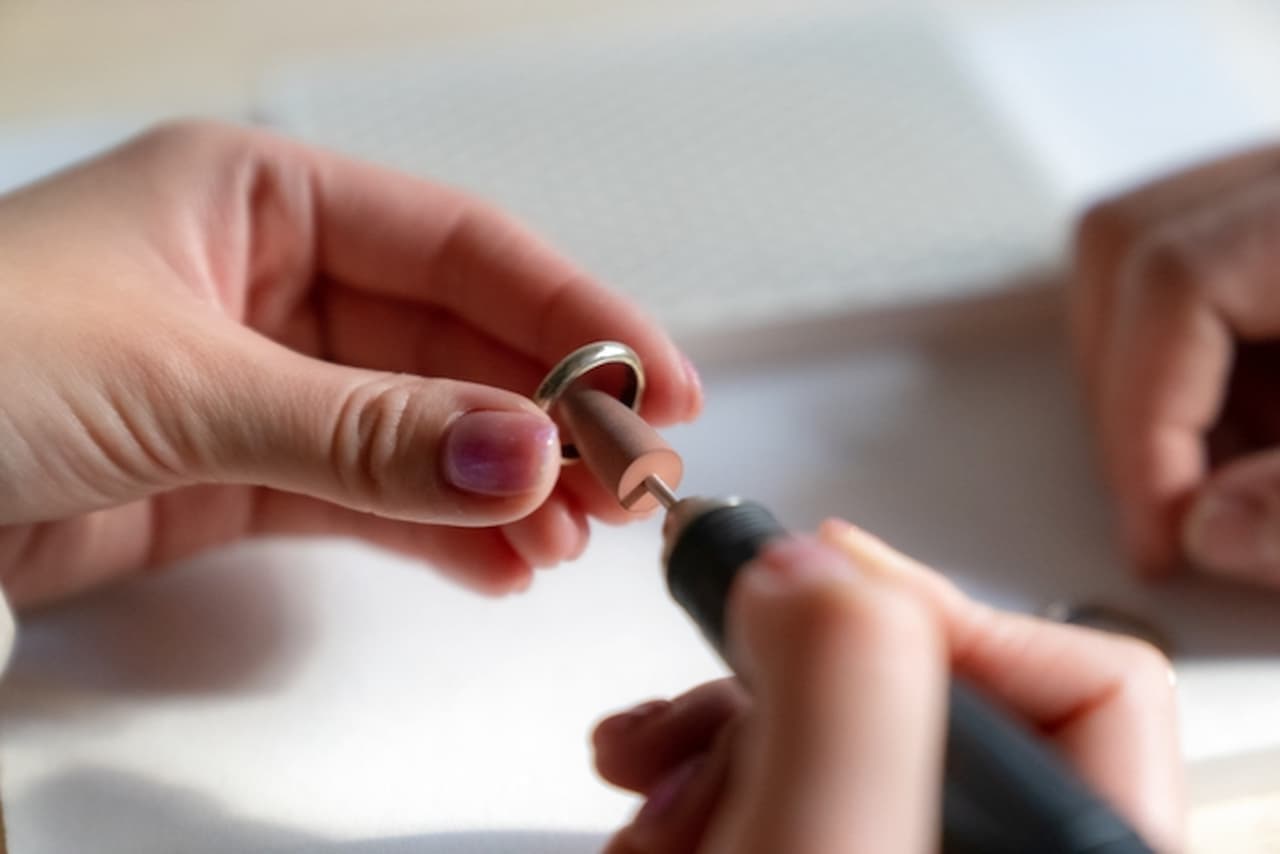 Silver Ring-Making Experience at Taisho Romance Workshop Grace - image 8