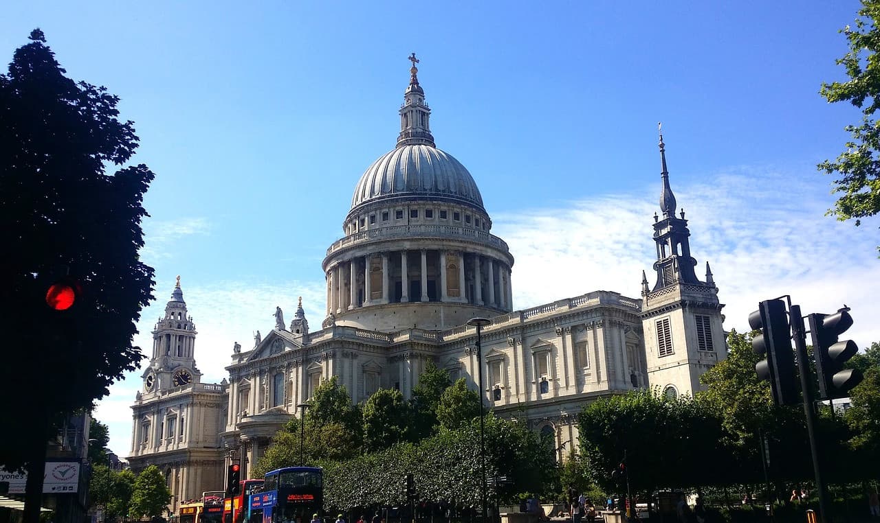 Full Day London with Changing of the Guard and Thames River Cruise - image 3