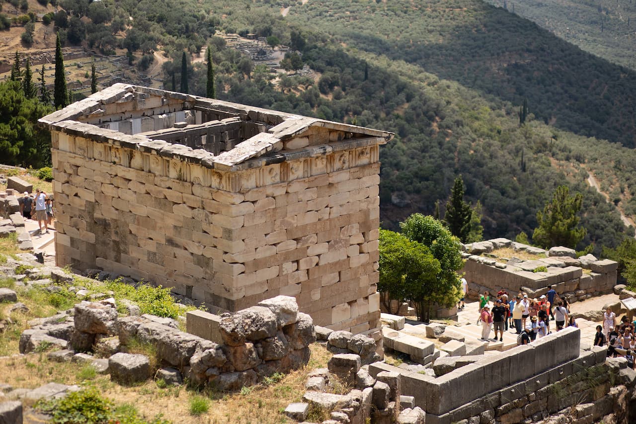 Delphi Archaeological Site Full-Day Tour from Athens - image 6