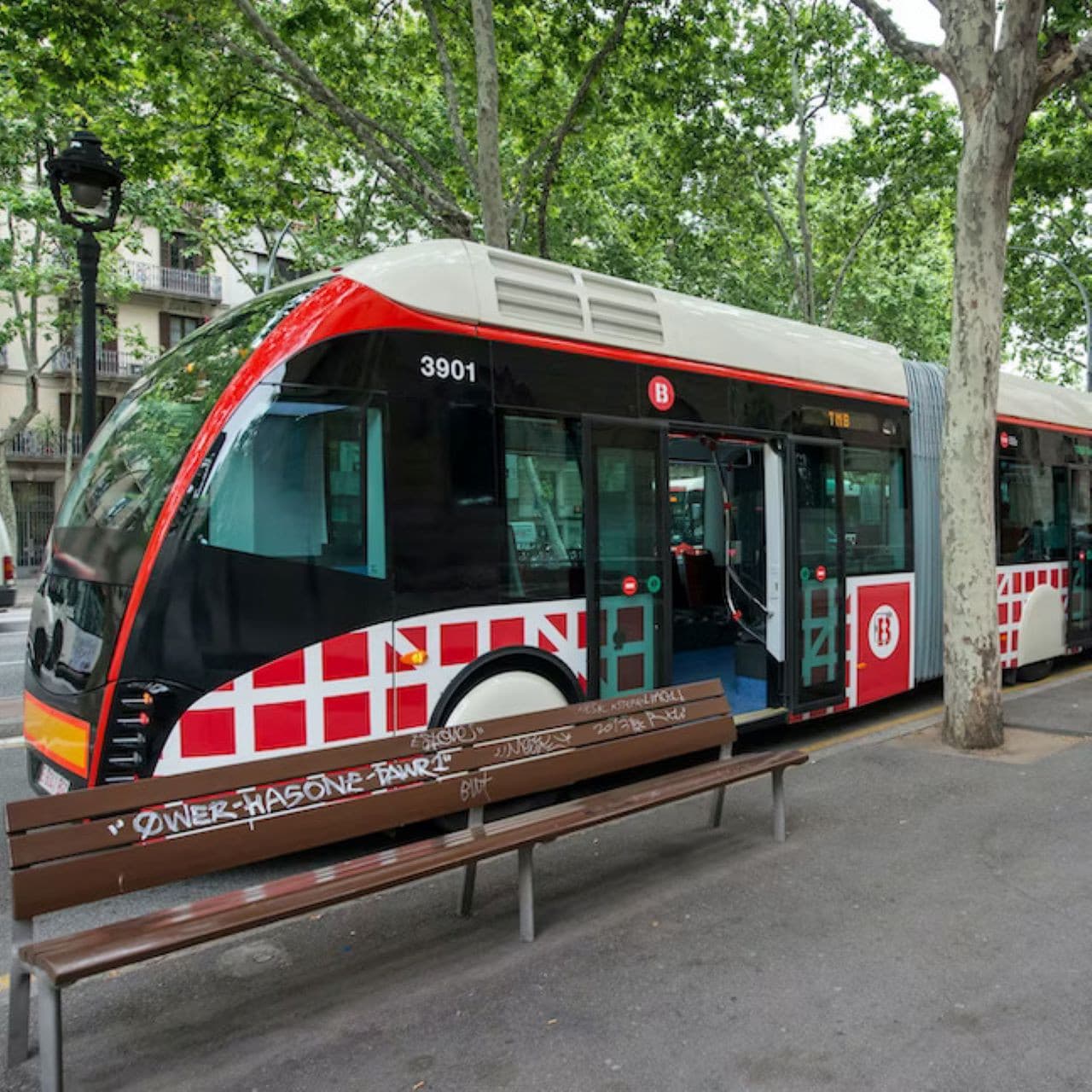 Hola Barcelona Public Transport Card - main image