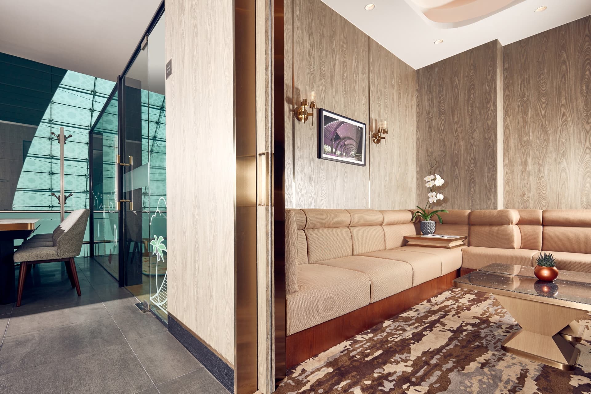 Plaza Premium Lounge - Dubai International Airport Terminal 3 - image 4