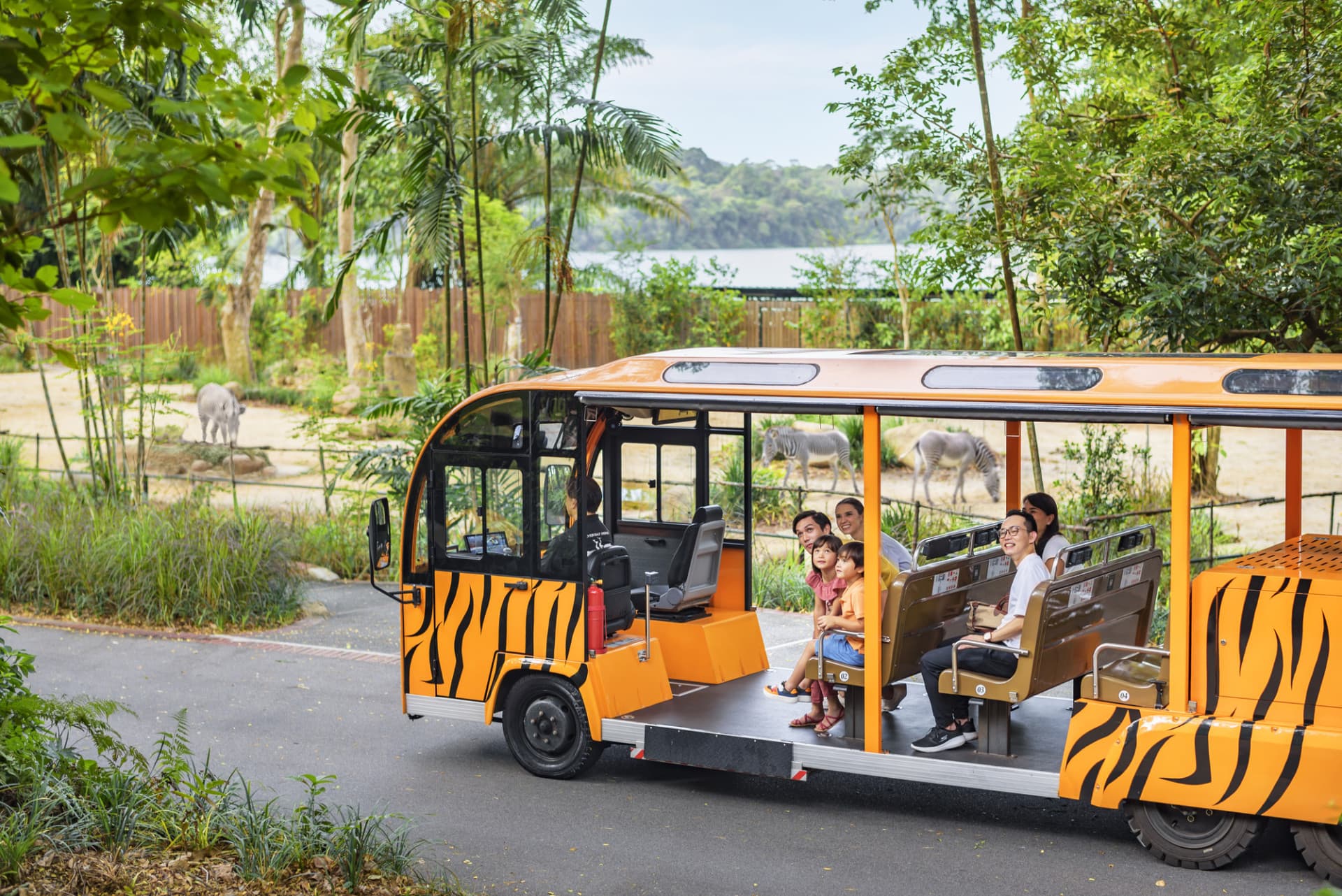 COMBO: Singapore Zoo + Breakfast in the Wild - image 3