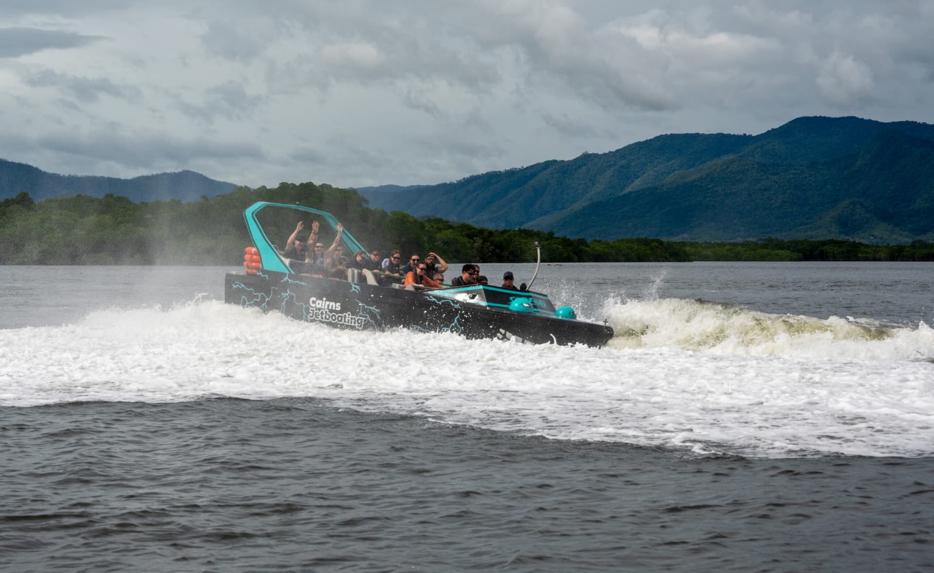 Cairns Jet Boating - image 7