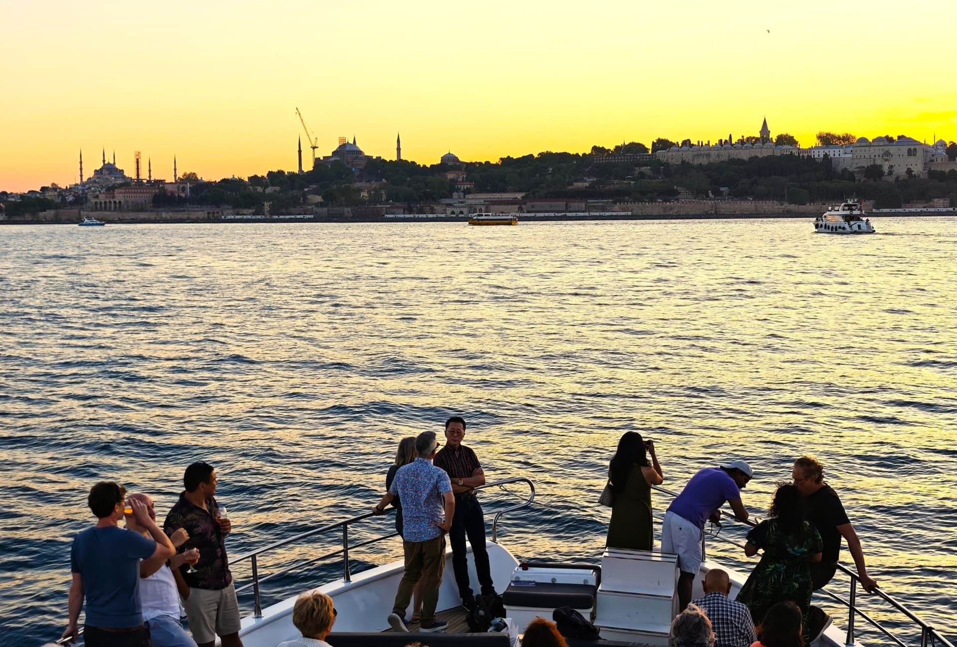 Bosphorus Sightseeing Cruise on a Luxury Yacht - image 5