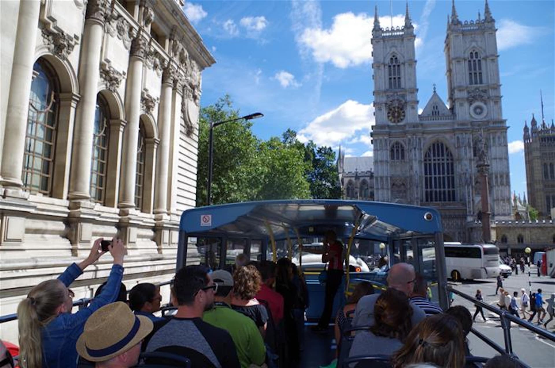 London Hop-on Hop-off Bus Tour - Gray Line London - image 3