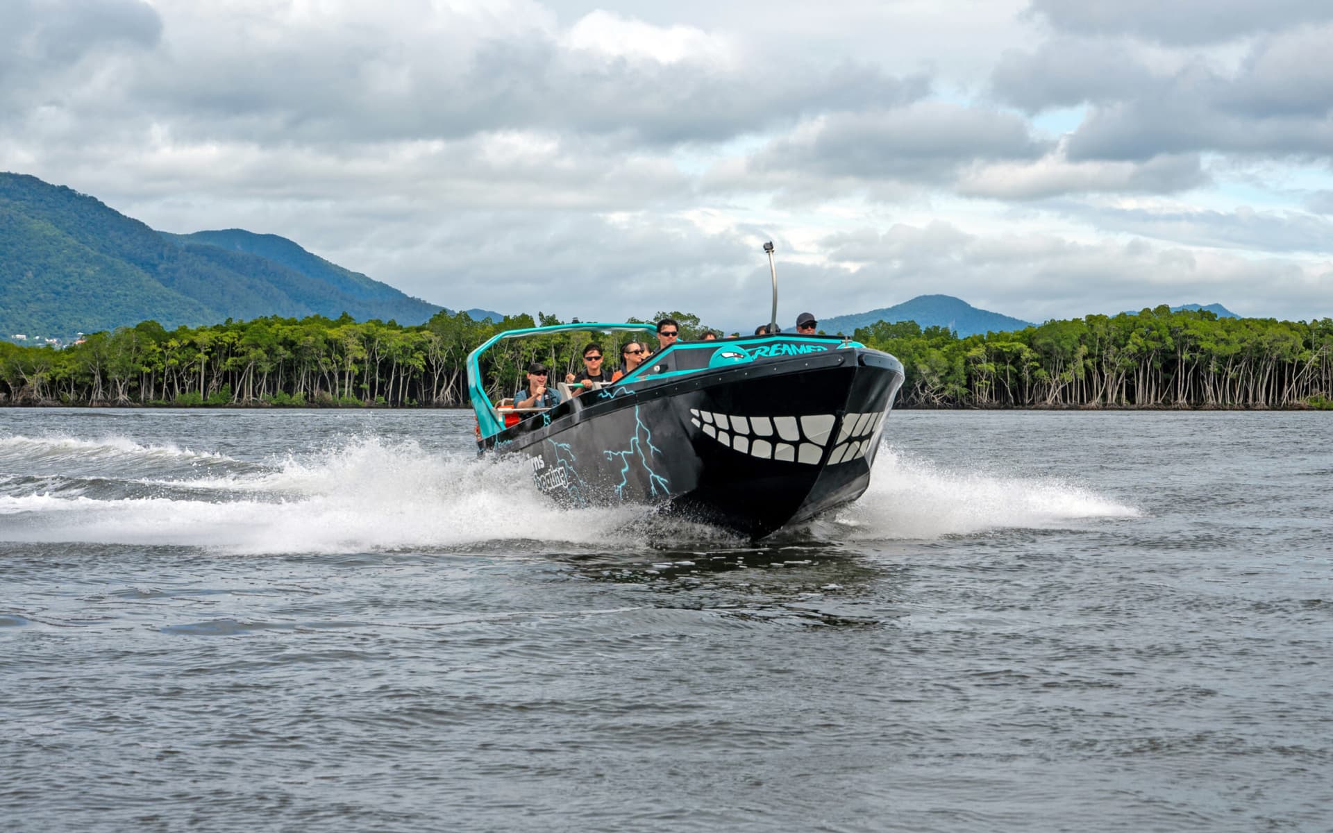 Cairns Jet Boating - image 5