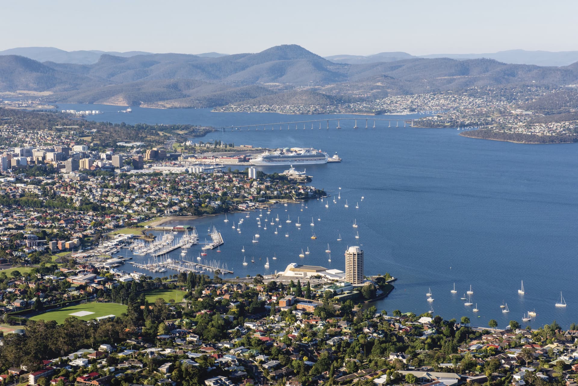 Sullivan's Cove and Hobart City Tour - image 13