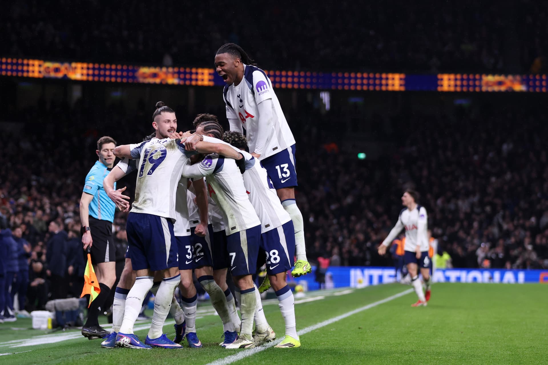 Premier League Football - Tottenham Hotspur FC Match Ticket at Tottenham Hotspur Stadium - image 13