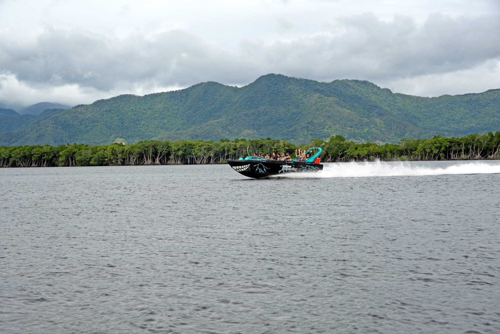 Cairns Jet Boating - image 6