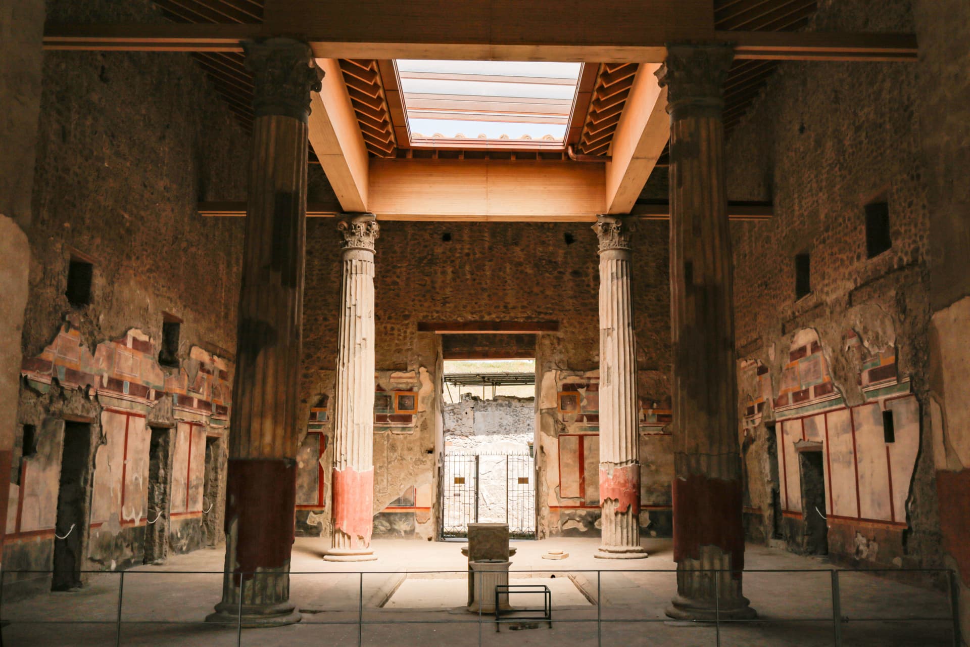 Tour of Pompeii with Priority Access from Sorrento - image 10