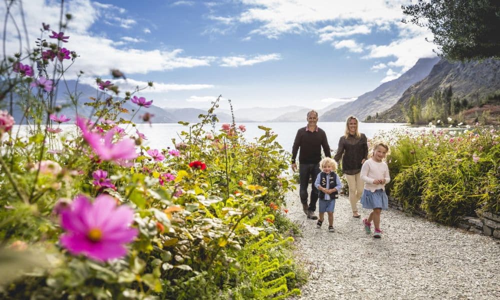 TSS Earnslaw Cruise and Gourmet BBQ Buffet at Walter Peak - image 7